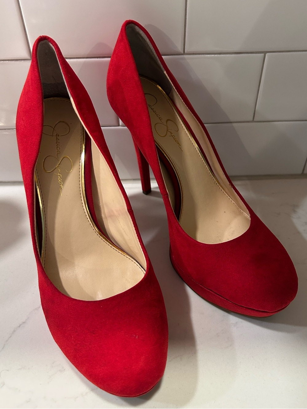 Jessica Simpson heels EUC